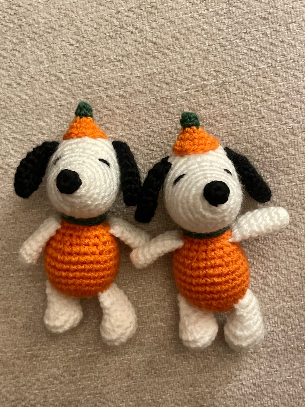 Pumpkin Snoopy Crochet - Handmade